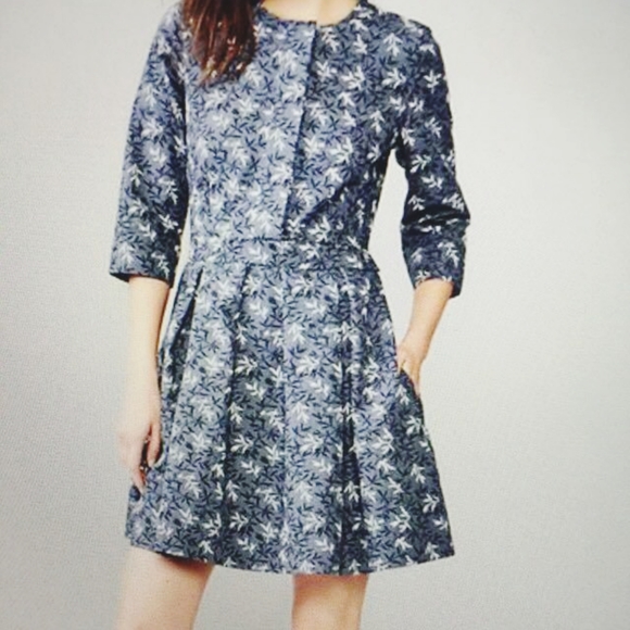 GAP Dresses & Skirts - Gap, blue, floral, high waisted, pockets, pleated